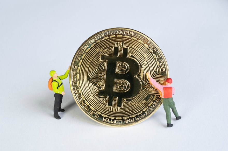 figures working on Bitcoin