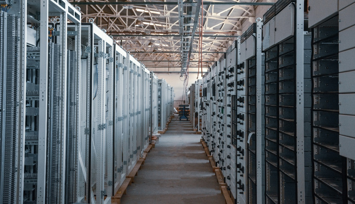 Servers and data center hardware arranged to represent a permissioned blockchain network